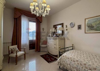Camera / camera da letto - Four-room apartment via Regione Siciliana
20, Monreale - photo 8