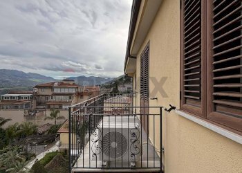 Balcone - Four-room apartment via Regione Siciliana
20, Monreale - photo 9