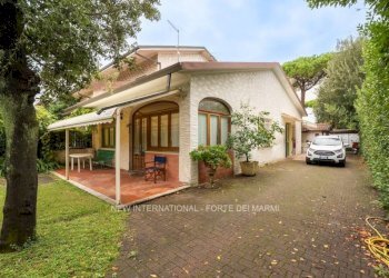 Facciata - Villa via Girolamo Savonarola, Forte dei Marmi - photo 3