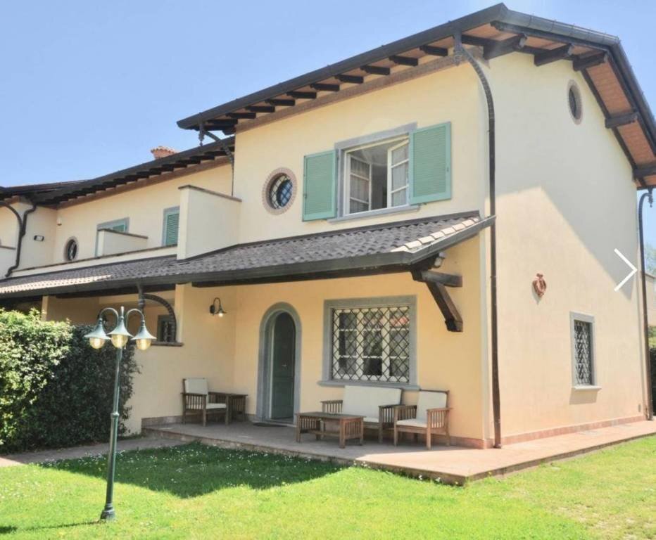 Facciata - Villa via Michelangelo Buonarroti, Forte dei Marmi - foto 1