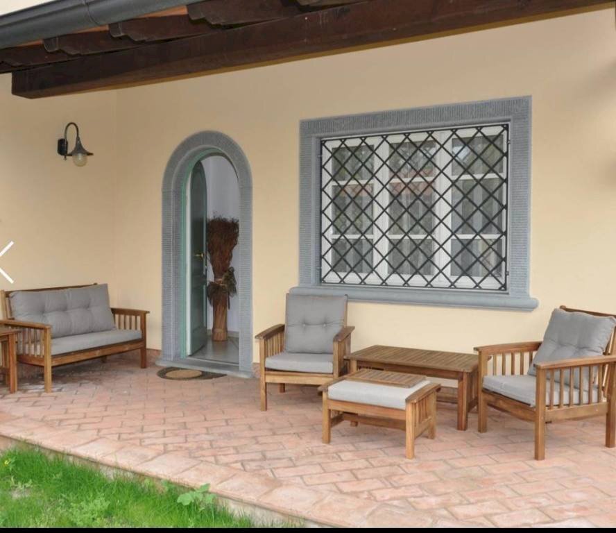 Facciata - Villa via Michelangelo Buonarroti, Forte dei Marmi - foto 2