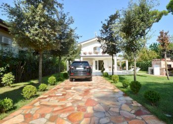 Giardino - Villa via Amilcare Ponchielli, Forte dei Marmi - photo 4