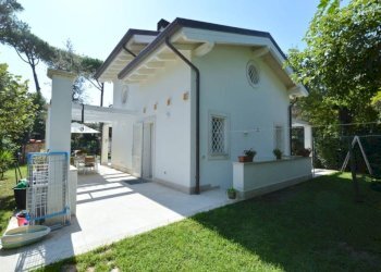 Giardino - Villa via Amilcare Ponchielli, Forte dei Marmi - photo 10