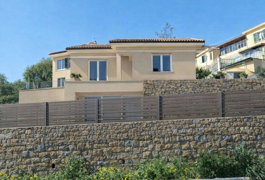 Facciata - Villa strada Monte Ortigara, Sanremo - photo 1