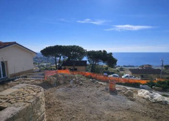 Terreno - Villa strada Monte Ortigara, Sanremo - photo 2