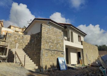 Facciata - Villa strada Monte Ortigara, Sanremo - photo 3