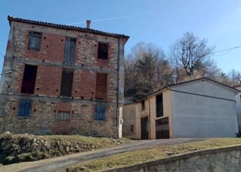 Facciata - Rustico via Fornaca, 3, Perlo - foto 1