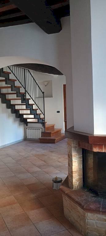 Interno palazzo - Villa viale 20 Settembre, 35, Carrara - foto 2