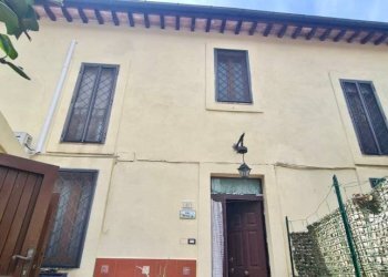 Facciata - Quadrilocale Narni - foto 1