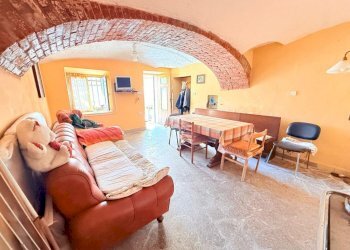 Semi-detached house Regione Ovairo, Lanzo Torinese - photo 1