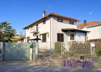 Foto 2 - Villa Via del forno
 
27, Borgomanero - foto 2