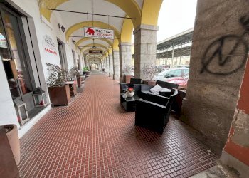 Shop Piazza Vincenzo Virginio, 9b, Cuneo (neighborhood Centro Storico) - photo 25
