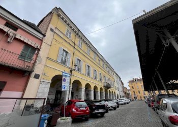 Shop Piazza Vincenzo Virginio, 9b, Cuneo (neighborhood Centro Storico) - photo 27