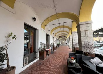 Negozio Piazza Vincenzo Virginio, 9b, Cuneo (zona Centro Storico) - foto 18