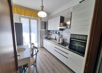 One-room apartment Via Molassana, Genova - photo 3