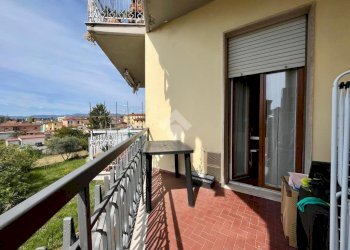 Four-room apartment Via Paolo Diana, Sarzana - photo 4