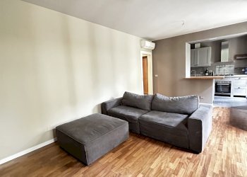 Soggiorno - Trilocale via San Massimo, 45, Torino (zona Centro) - foto 4