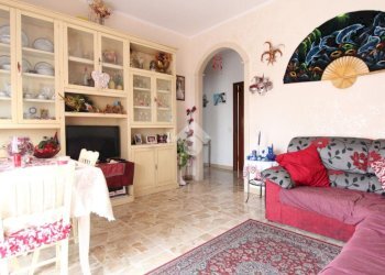 Four-room apartment Via Canale, Casalgrande - photo 3