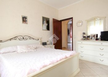 Four-room apartment Via Canale, Casalgrande - photo 15
