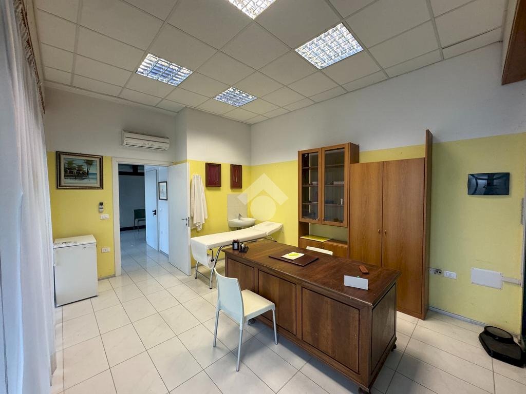 Ufficio Piazzale dell'Acquario, Cervia - foto 1