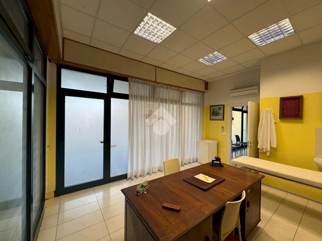 Ufficio Piazzale dell'Acquario, Cervia - foto 2