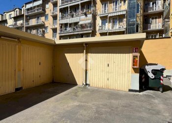 Box Corso Duca Degli Abruzzi, Torino (zona Crocetta) - foto 3