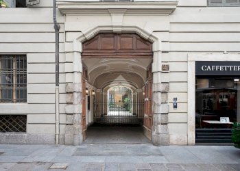 Bilocale Via Carlo Alberto, Torino (zona Centro) - foto 2