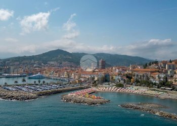 Quadrilocale Salita san martino, Imperia - foto 32