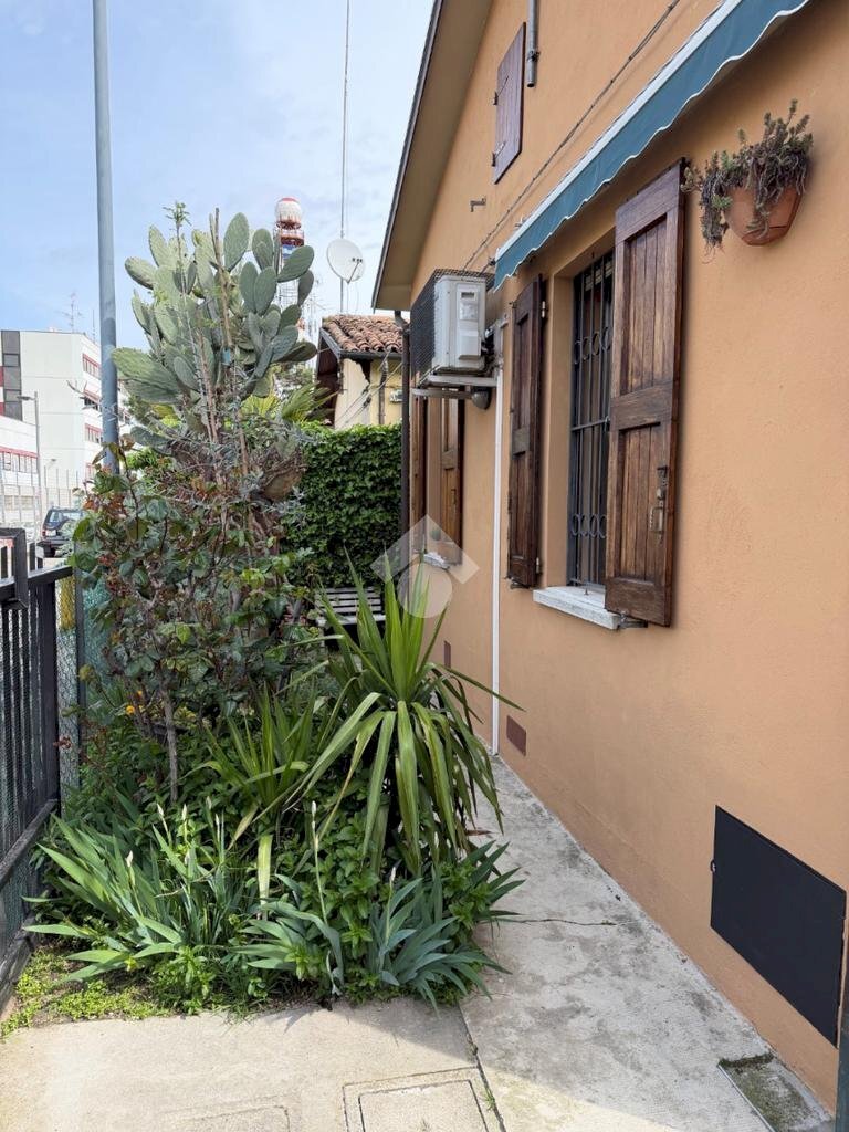 Villa Via Piana, Bologna (neighborhood San Donato) - photo 2