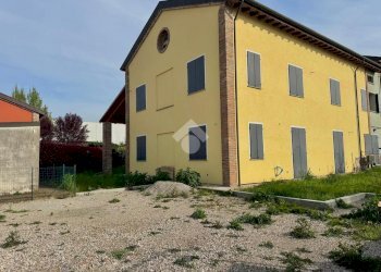 Porzione di casa Strada Ugozzolo, Parma (zona Paradigna) - foto 3