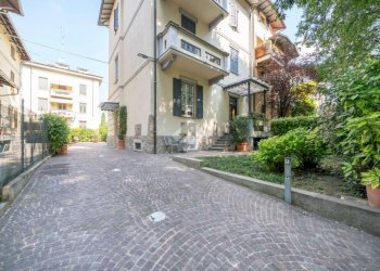 Three-room apartment Viale delle Rimembranze, Parma (neighborhood Cittadella) - photo 2