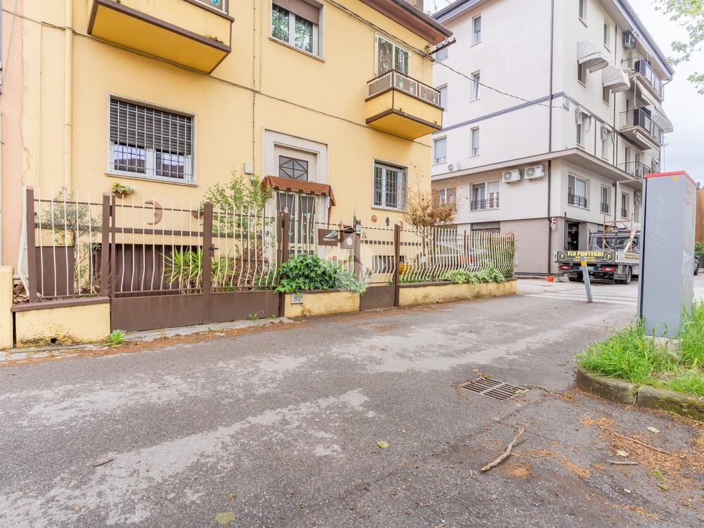 Semi-detached house Via Foro Boario, Ferrara - photo 2