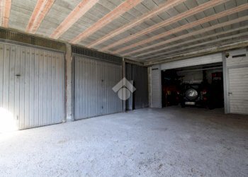 Box Rue de la Gare, Chatillon - foto 2