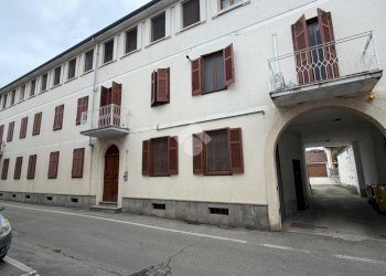 Three-room apartment Via clerico, Crescentino - photo 1