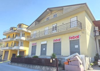 Foto 1 - Attività Commerciale Nazionale, Castelfranci - foto 1