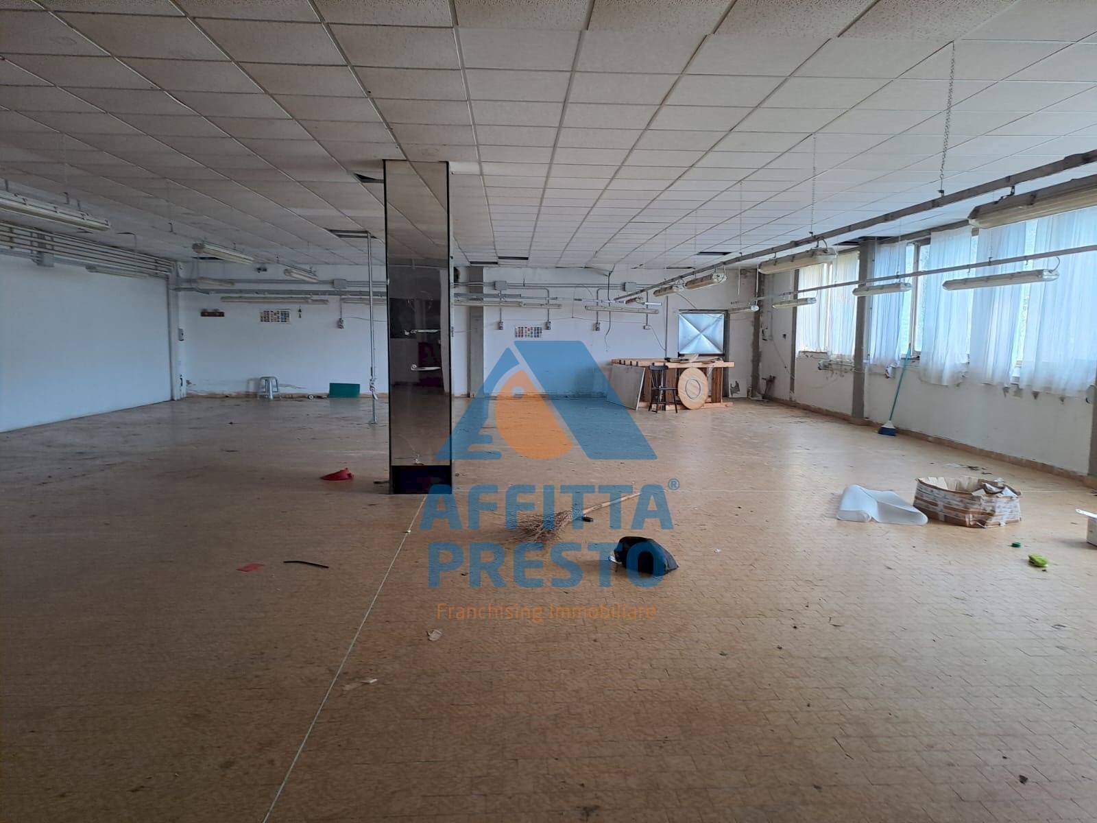 Foto 2 - Capannone Capraia e Limite - foto 2