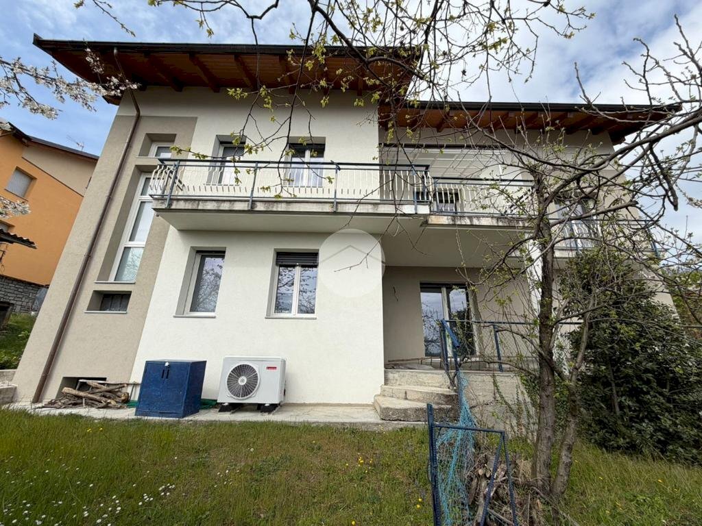 Three-room apartment Via Malatrait, Almese - photo 2