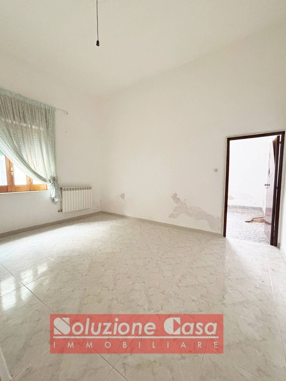Foto 1 - Casa indipendente via Martiri di Barletta, Canosa di Puglia - foto 1