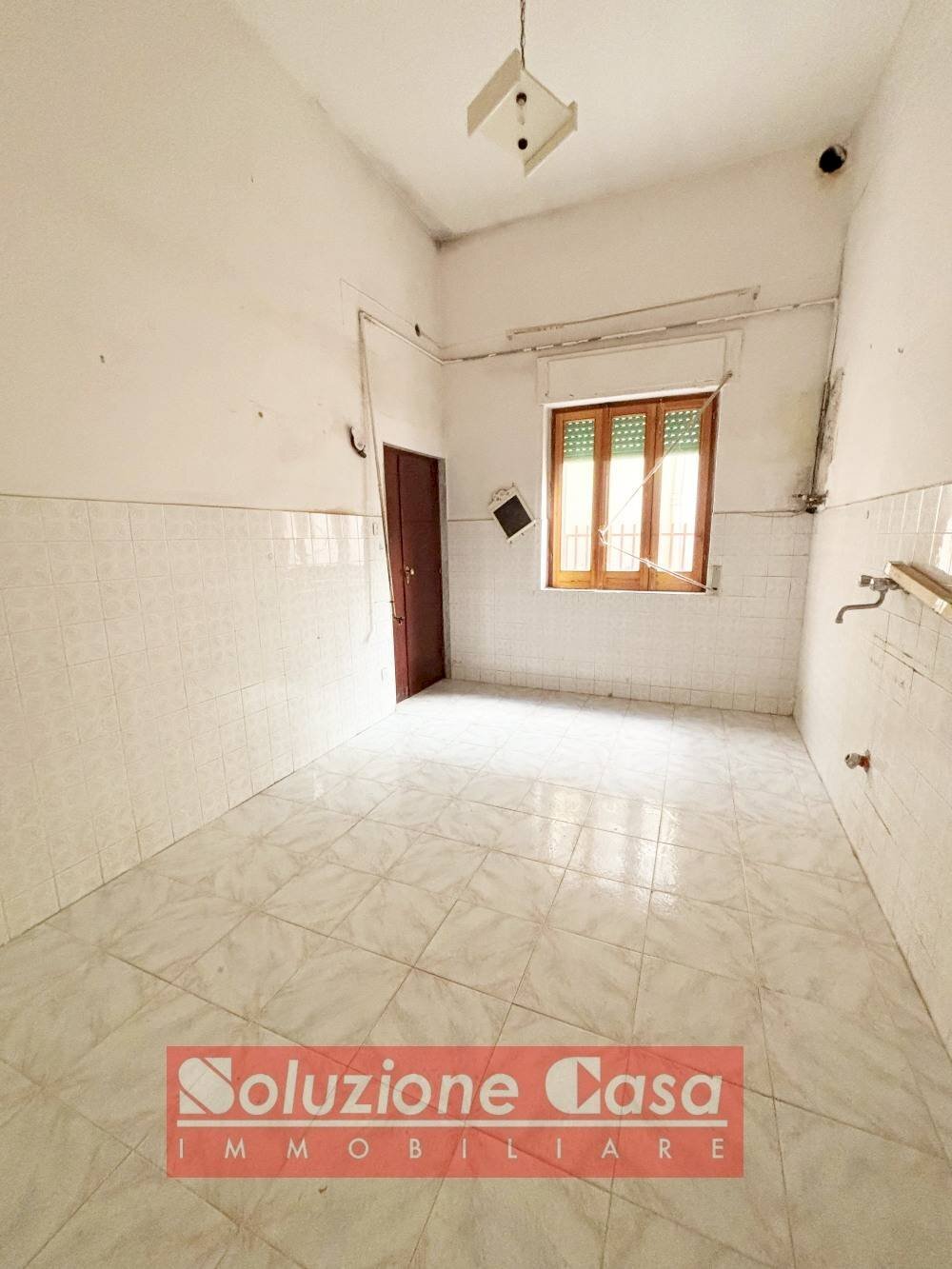 Foto 2 - Casa indipendente via Martiri di Barletta, Canosa di Puglia - foto 2