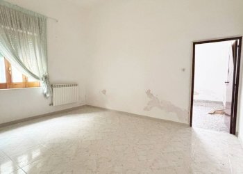 Foto 1 - Casa indipendente via Martiri di Barletta, Canosa di Puglia - foto 1