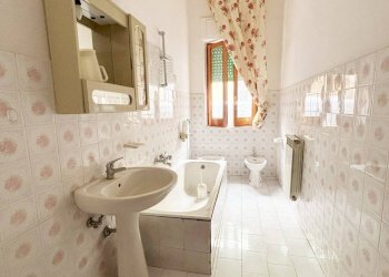 Foto 3 - Casa indipendente via Martiri di Barletta, Canosa di Puglia - foto 3