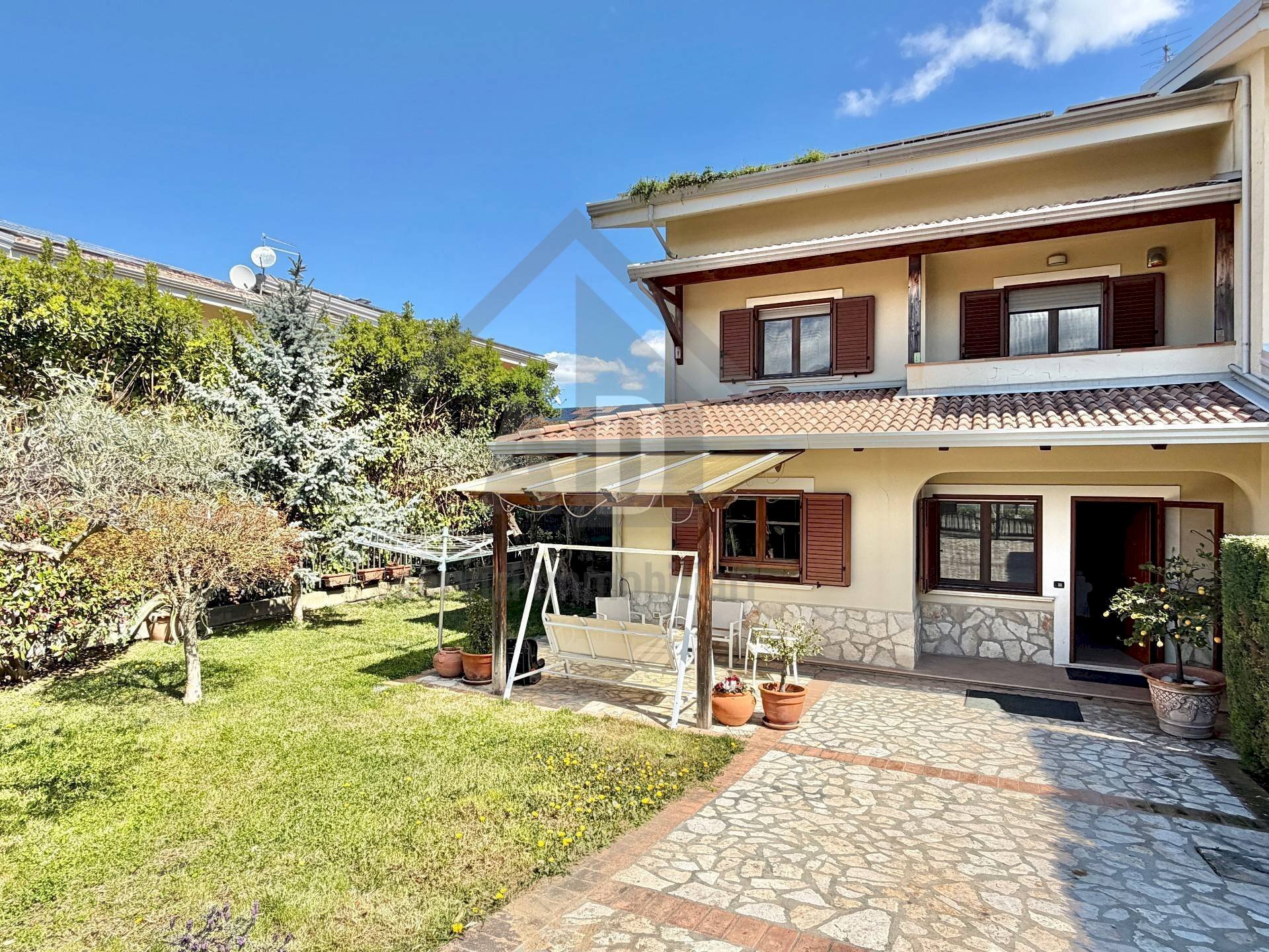 Foto 1 - Casa semi indipendente via motta
 
53, Castrolibero - foto 1