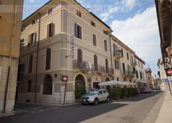 facciata - Bilocale Via Macello
 
8, Verona - foto 22