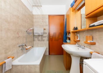 Bagno - Trilocale Via Orti
 
8, Agrate Brianza - foto 22