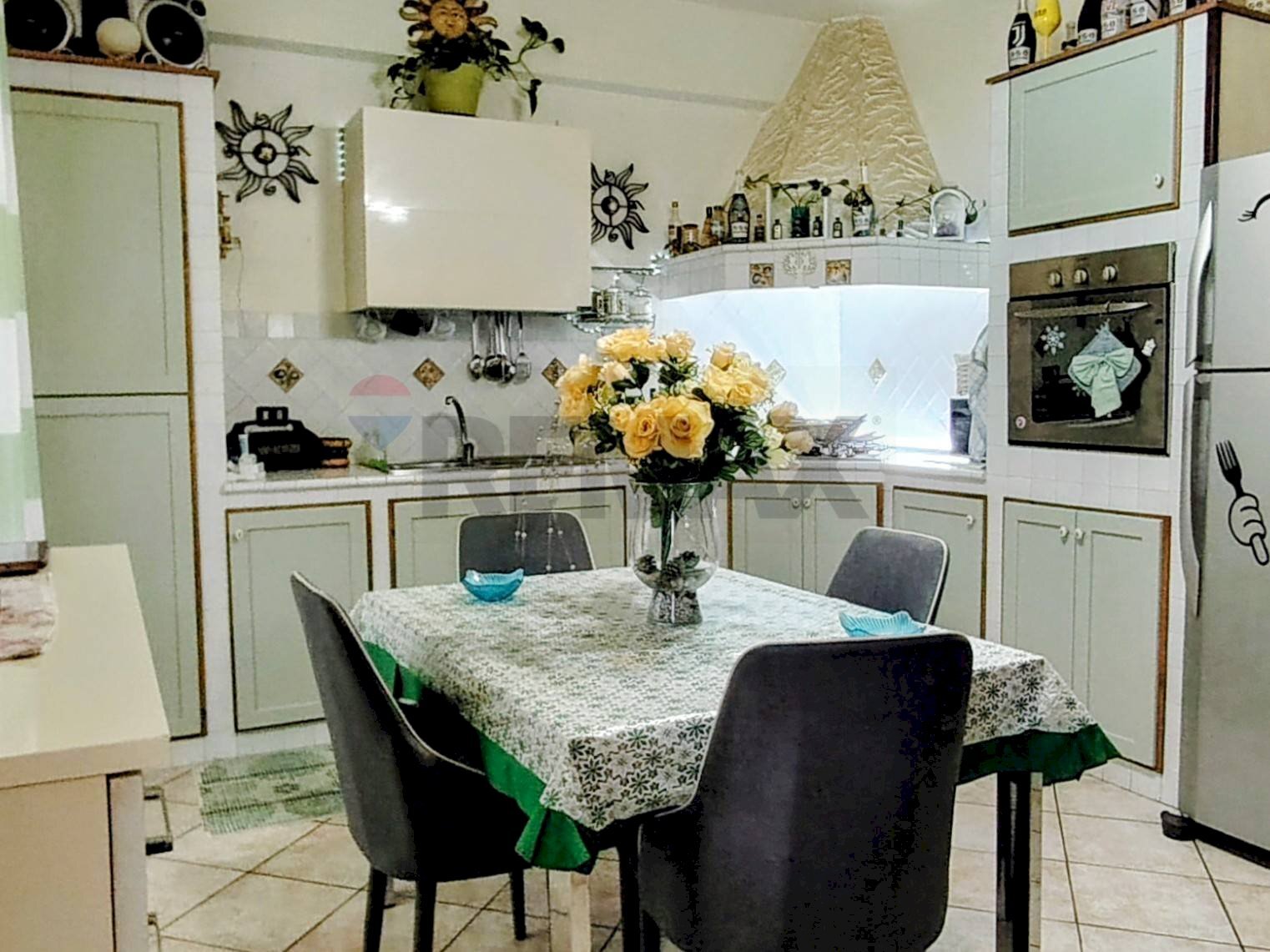 Cucina - Four-room apartment Via Della Vega
 
4, Palermo - photo 2