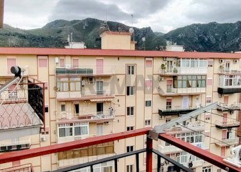 Balcone - Quadrilocale Via Della Vega
4, Palermo - foto 5