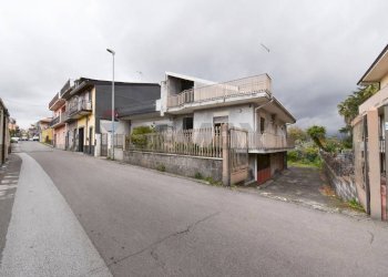 Casa all\'aperto - Independent house Via Paolo Vasta
 
86-88, Aci Sant'Antonio - photo 4