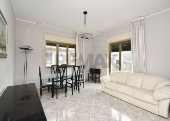 Sala da pranzo - Independent house Via Paolo Vasta
 
86-88, Aci Sant'Antonio - photo 8