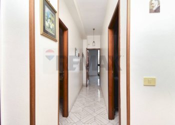 Hall / corridoio - Independent house Via Paolo Vasta
 
86-88, Aci Sant'Antonio - photo 25