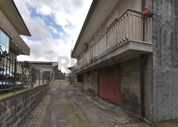 Edificio all\'aperto - Independent house Via Paolo Vasta
 
86-88, Aci Sant'Antonio - photo 49